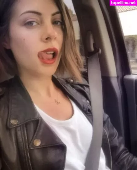 Willa Holland OnlyFans Thumbnail #X1GiCT2Nq1