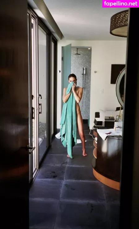 Willa Holland OnlyFans Thumbnail #dIW1oKehmU