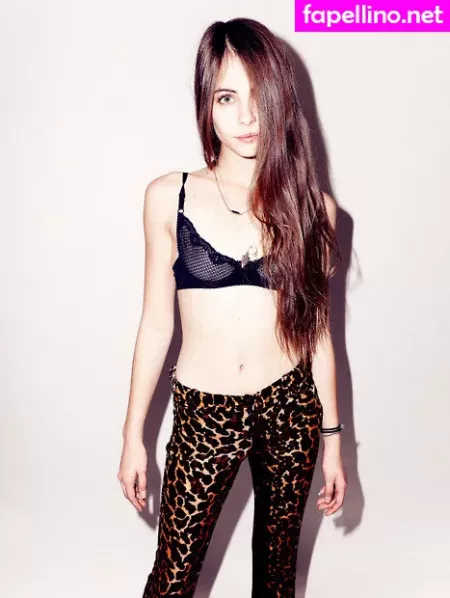 Willa Holland OnlyFans Thumbnail #feHTDIk10B