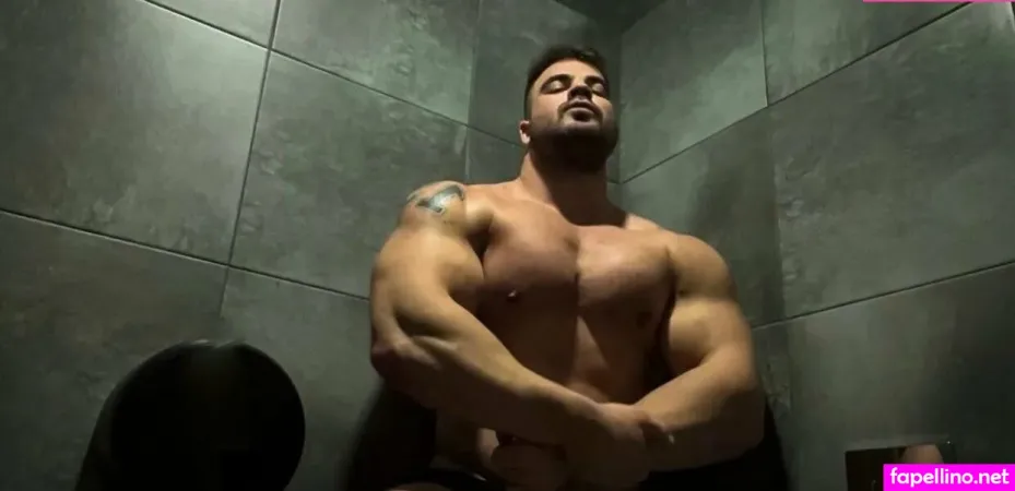 William Free OnlyFans Thumbnail #m2PMHPmys2