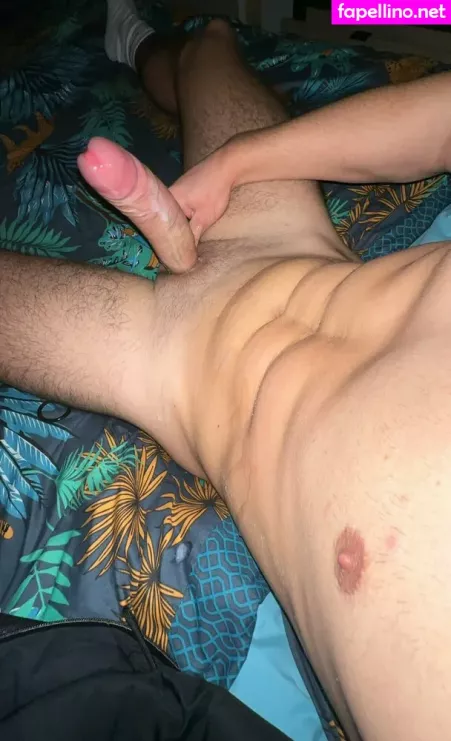 Williamhott OnlyFans Thumbnail #TuGiEBKWlg