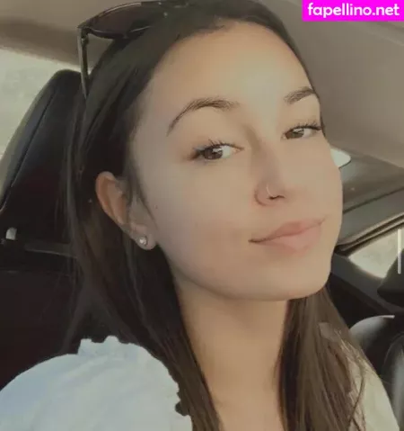 Willow Jade OnlyFans Thumbnail #lUuIVKlkcK