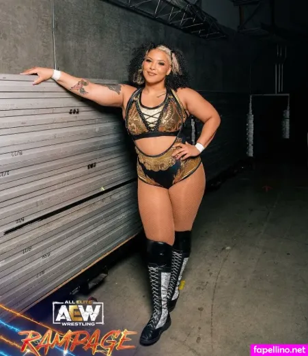 Willow Nightingale OnlyFans Thumbnail #1VqpSQeoej