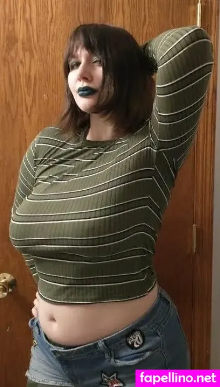 Willowchantrieri OnlyFans Thumbnail #FVg0gFmTNS