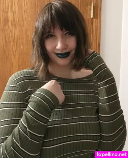 Willowchantrieri OnlyFans Thumbnail #GrQvMzhel9