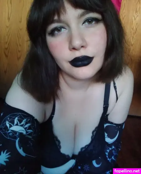 Willowchantrieri OnlyFans Thumbnail #Q5nEUPIZwZ