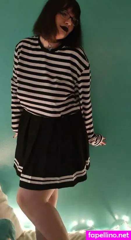 Willowchantrieri OnlyFans Thumbnail #tXrQY5TO7h