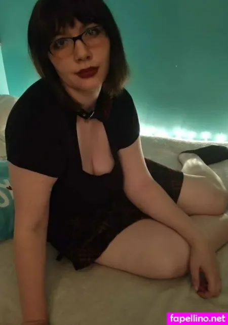 Willowchantrieri OnlyFans Thumbnail #uHg5T00kn4