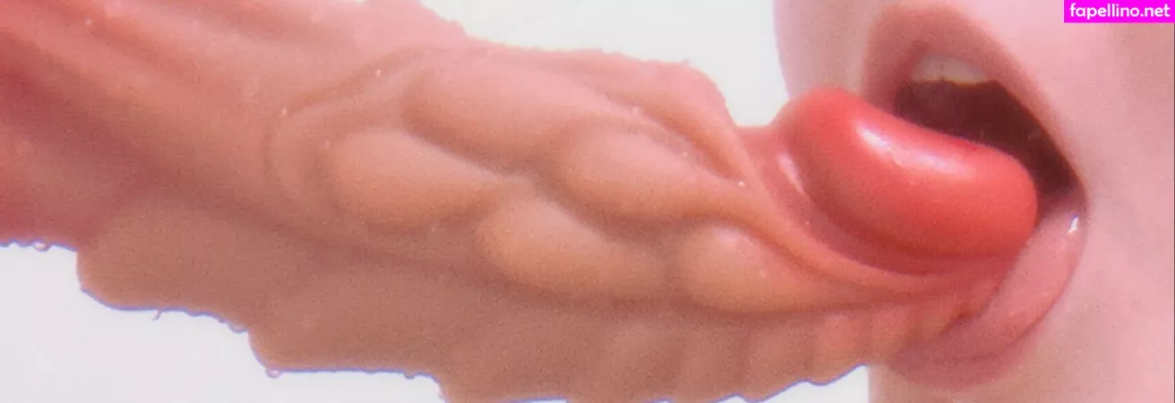 Willowisps OnlyFans Thumbnail #QxnTdkUQCo