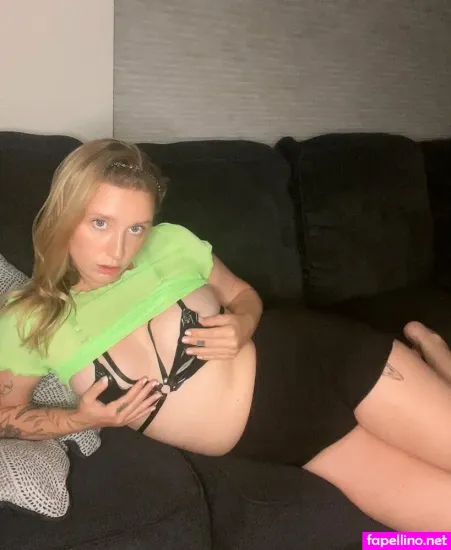 Willowsecret 1 OnlyFans Thumbnail #18LDTFqdvd