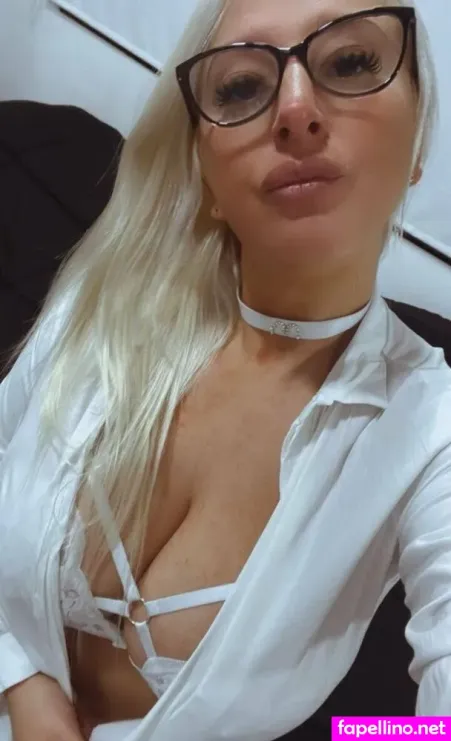 Willowsinglemom OnlyFans Thumbnail #VlYtRMPR8k