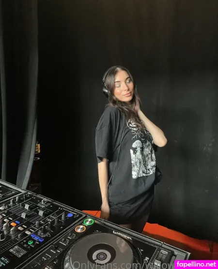 Willowsworldxoxo OnlyFans Thumbnail #EjlPdwE3rS