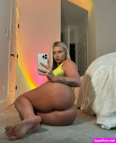 Willowxclark OnlyFans Thumbnail #G8xf4VOpNl