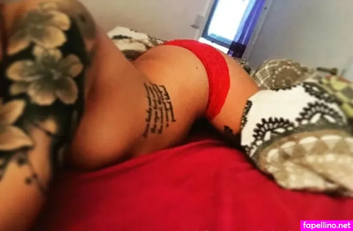 Wineboobsandtattoos OnlyFans Thumbnail #xIvwLszMIx