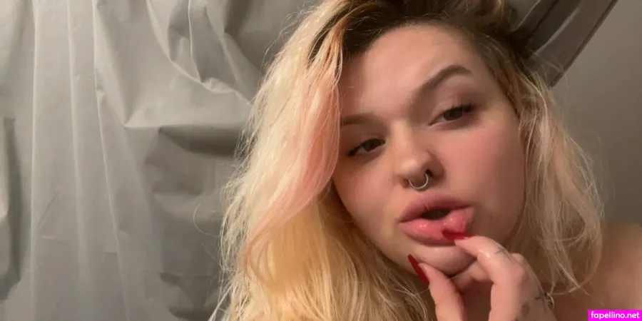 Winkybbyfree OnlyFans Thumbnail #c2zqFjCjGG