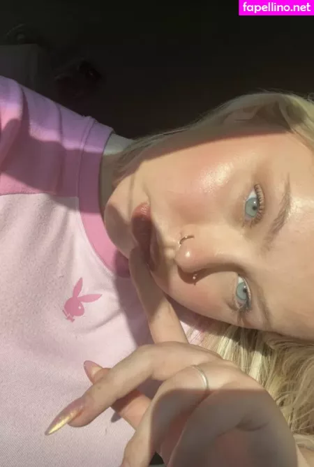 Winona Hauser OnlyFans Thumbnail #2EHpzw3fGM