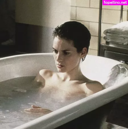 Winona Ryder OnlyFans Thumbnail #2gnlOXo0RA