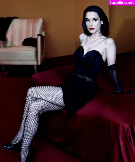 Winona Ryder OnlyFans Thumbnail #3I65sRbYan