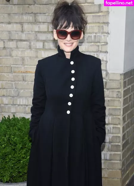 Winona Ryder OnlyFans Thumbnail #4LB7YUu3fj