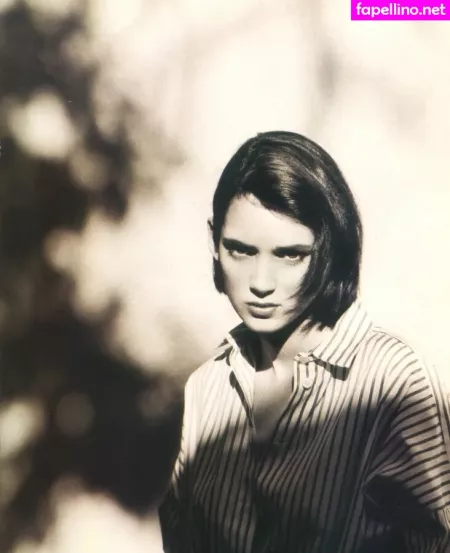 Winona Ryder OnlyFans Thumbnail #7YsKXGl5AD