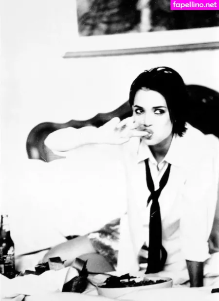 Winona Ryder OnlyFans Thumbnail #9iNwJIJyBW