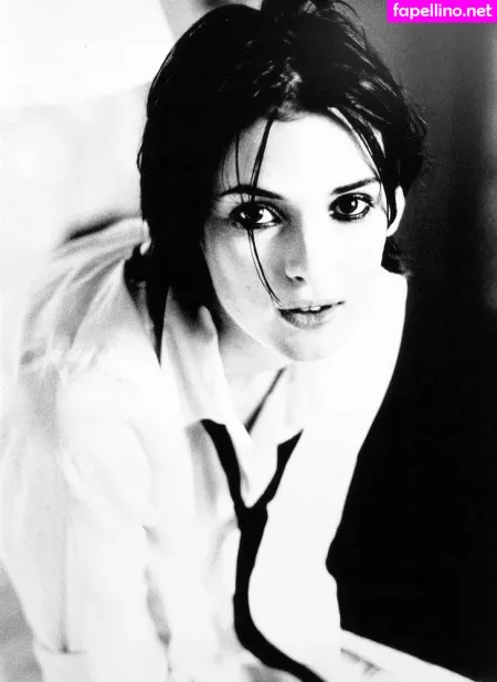 Winona Ryder OnlyFans Thumbnail #gTrofJwQK3