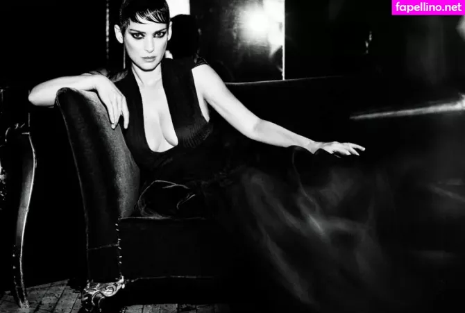 Winona Ryder OnlyFans Thumbnail #i9Mjdr2ocb