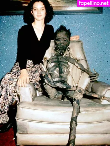 Winona Ryder OnlyFans Thumbnail #k8mJPgv8LF