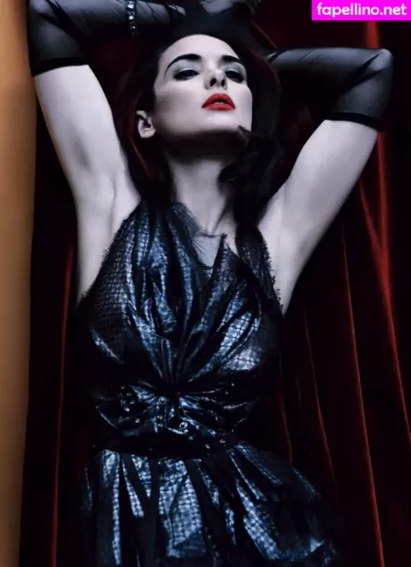 Winona Ryder OnlyFans Thumbnail #lYKW0opFJe
