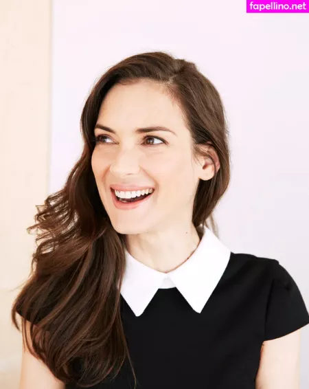 Winona Ryder OnlyFans Thumbnail #of8Fg8rmml