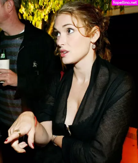 Winona Ryder OnlyFans Thumbnail #oq7b6f3CP6