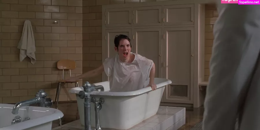 Winona Ryder OnlyFans Thumbnail #ozluvVE3Rk