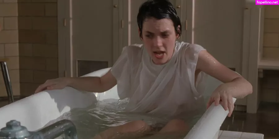 Winona Ryder OnlyFans Thumbnail #yQx2orKowB