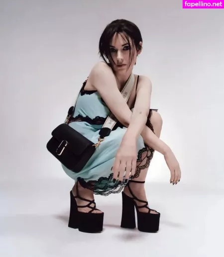 Winona Ryder OnlyFans Thumbnail #yWmwAqmqI1