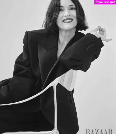 Winona Ryder OnlyFans Thumbnail #zb66H1UDAK