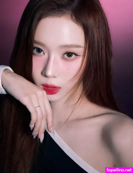 Winter Aespa OnlyFans Thumbnail #jDXa5ybG4i