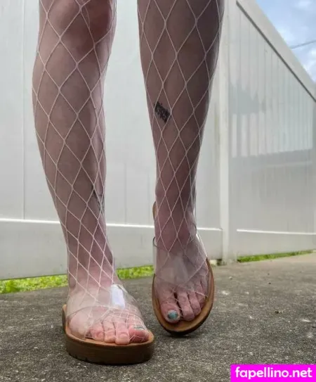 Winter Wouldx OnlyFans Thumbnail #8lbT2T18Ju