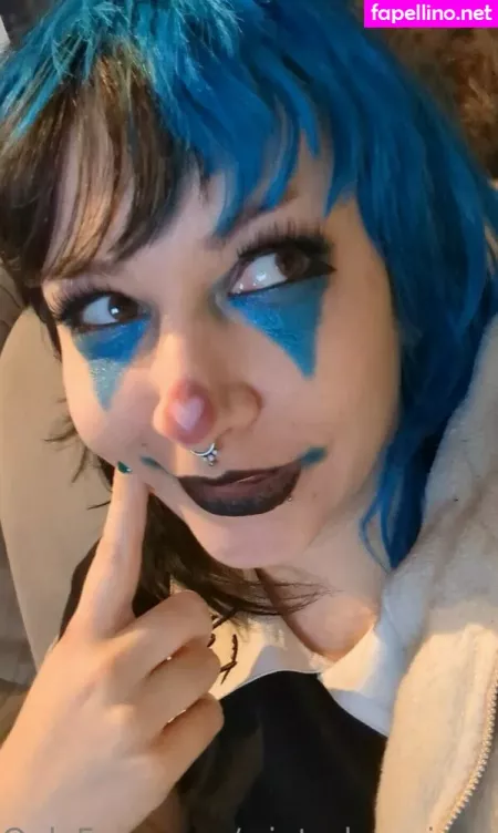 Winterbunnieeoffree OnlyFans Thumbnail #NZDtrEkK18