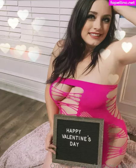 Winterceleste OnlyFans Thumbnail #TTZcRayezW