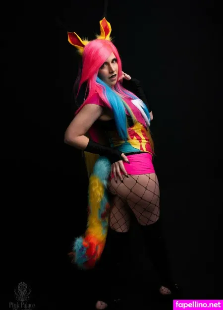 Winterfirefox OnlyFans Thumbnail #H1TMqgnWbt