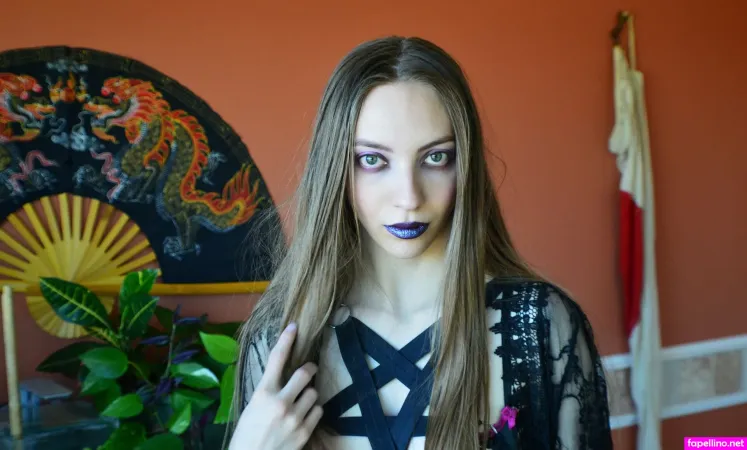 Witchrosen OnlyFans Thumbnail #K5Uon8ROVS