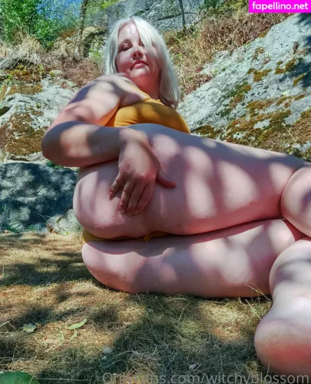 Witchyblossom OnlyFans Thumbnail #3JIQP2SnNO