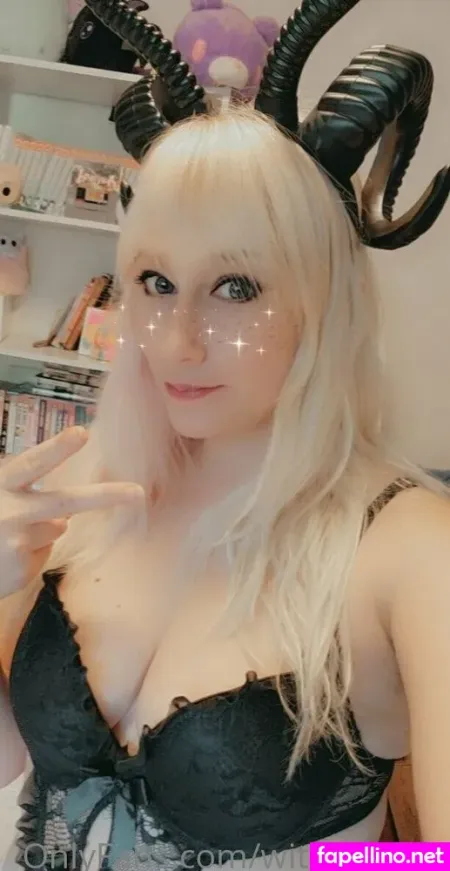 Witchyk1tty OnlyFans Thumbnail #Cvhfo62xAr