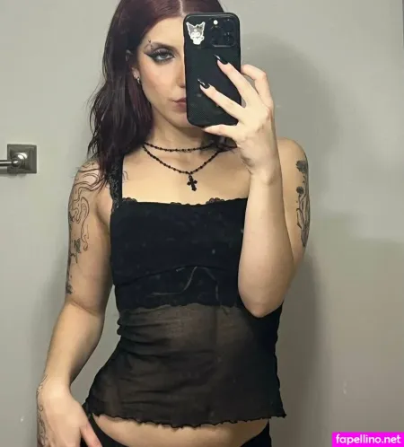Witchymommyphd OnlyFans Thumbnail #oM7Cr3pnYm