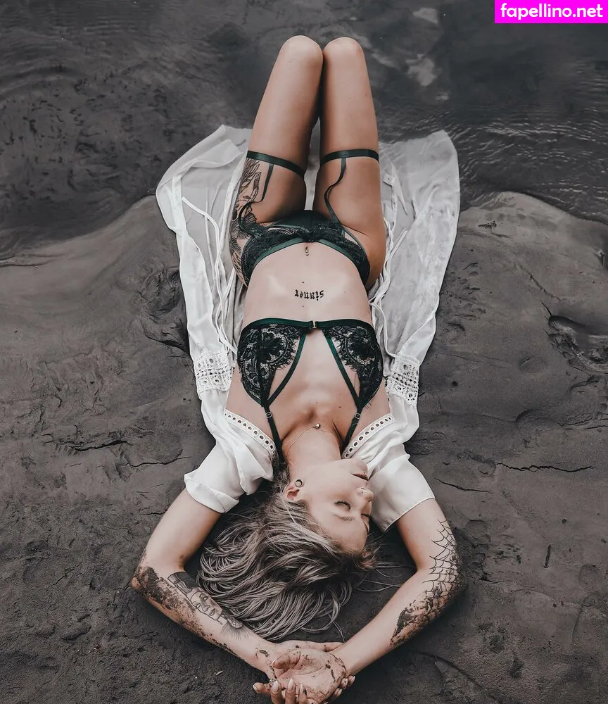 withered.rose, withered.rose._ Nude Leaked OnlyFans Photo #1PS0n6w3Cn