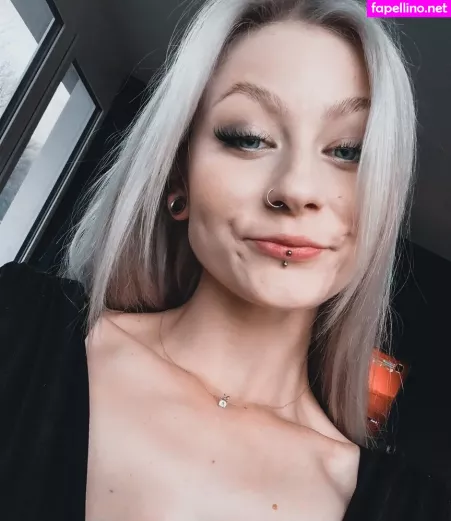 Withered Rose OnlyFans Thumbnail #GqFPyYZpGL