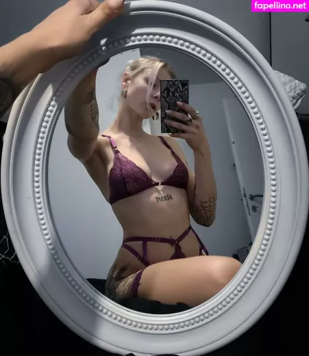 Withered Rose OnlyFans Thumbnail #nOJ7azTdrt