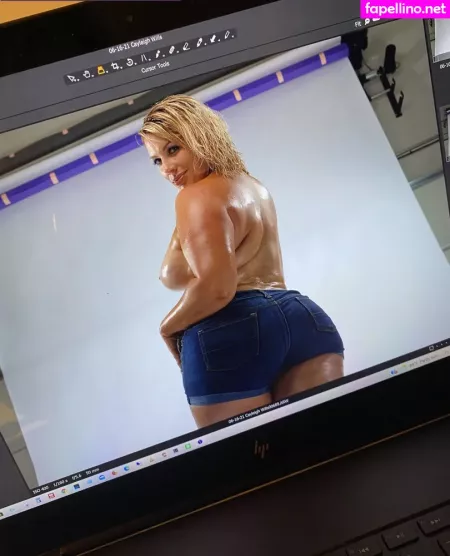 Withstand OnlyFans Thumbnail #0Xn79YT31o