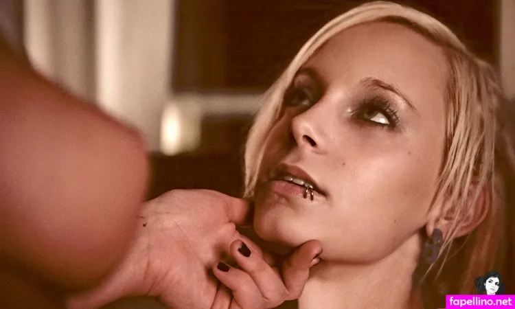 Withstandingvice OnlyFans Thumbnail #hQJQLHKFZW