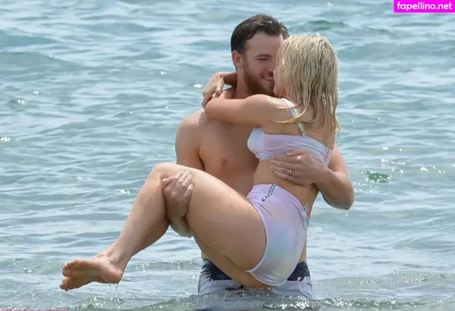 Witney Carson OnlyFans Thumbnail #gTF7Hp0NVi